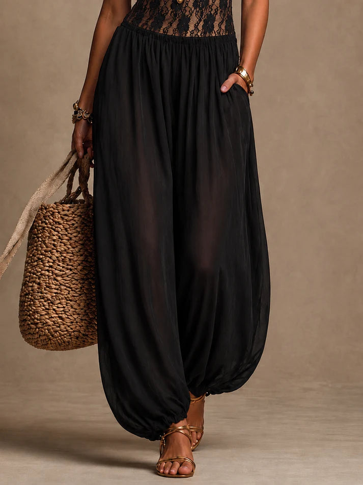 Laia | Jumpsuit halter elegante con encaje